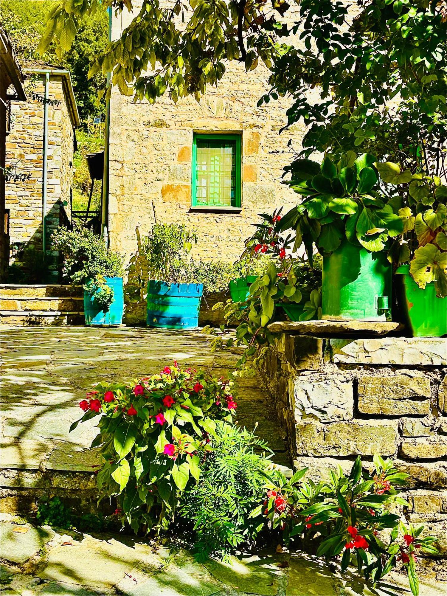 Morfeas Guesthouse Papigko Luaran gambar