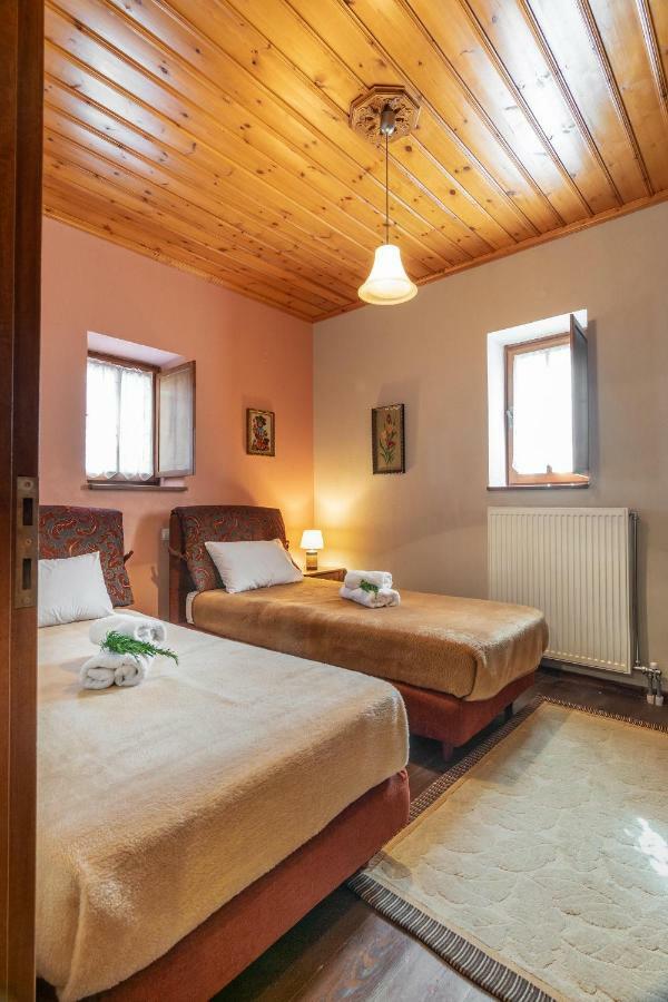 Morfeas Guesthouse Papigko Luaran gambar